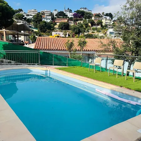 Сasa de vacaciones House With Ocean And Mountain Views *