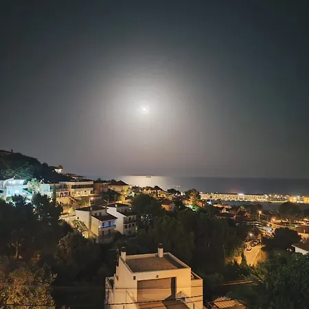 House With Ocean And Mountain Views *